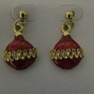 ❗5 For $2️⃣5️⃣ Bundle Sale❗️Red Enamel Christmas Ornament Earrings